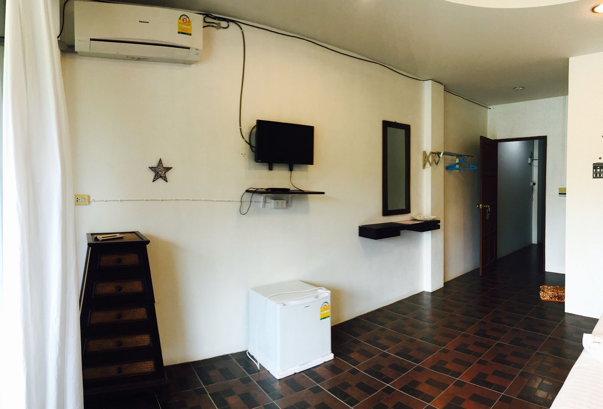 Lanta Friendly House 호텔 란타섬 외부 사진