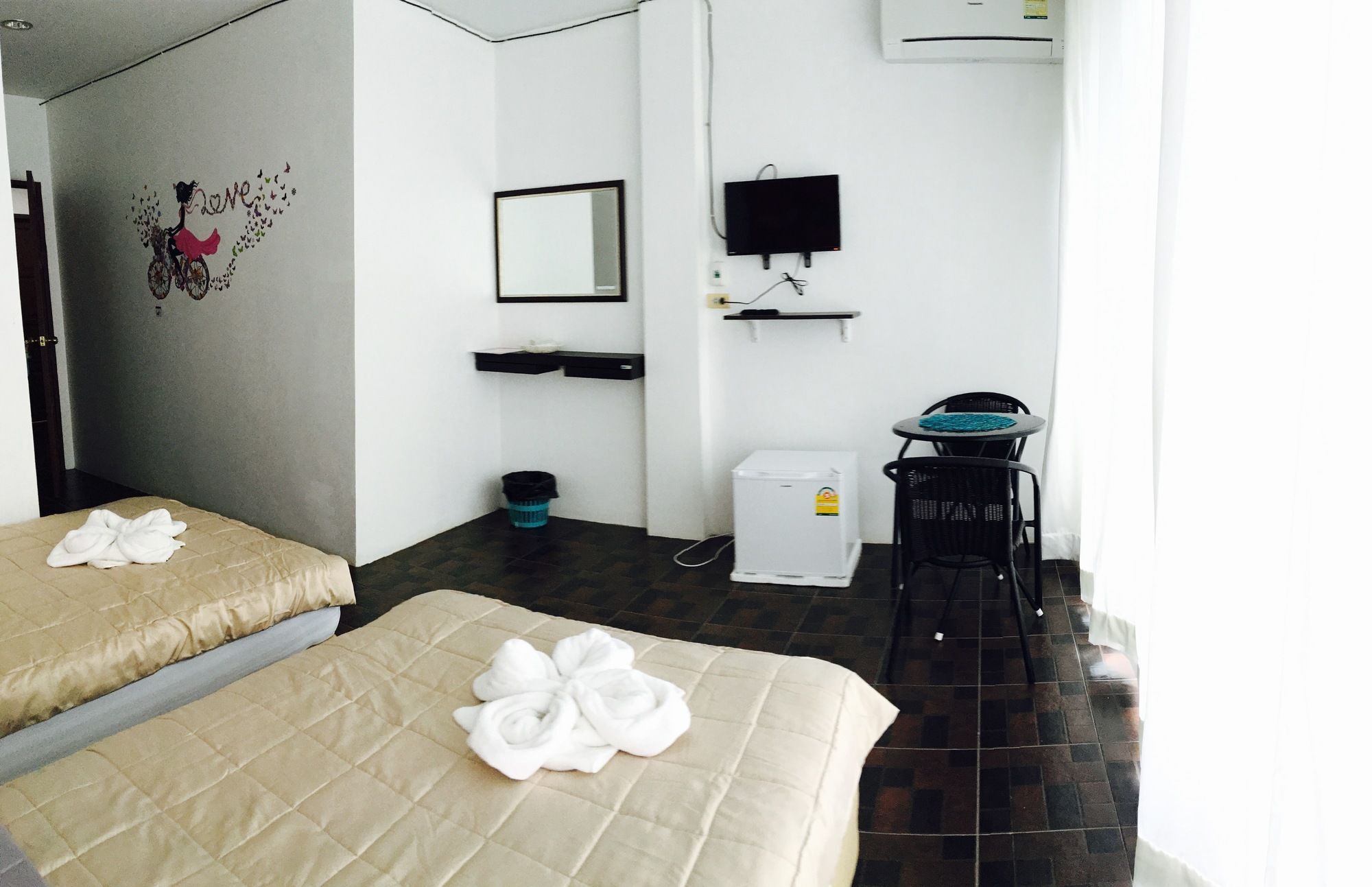 Lanta Friendly House 호텔 란타섬 외부 사진