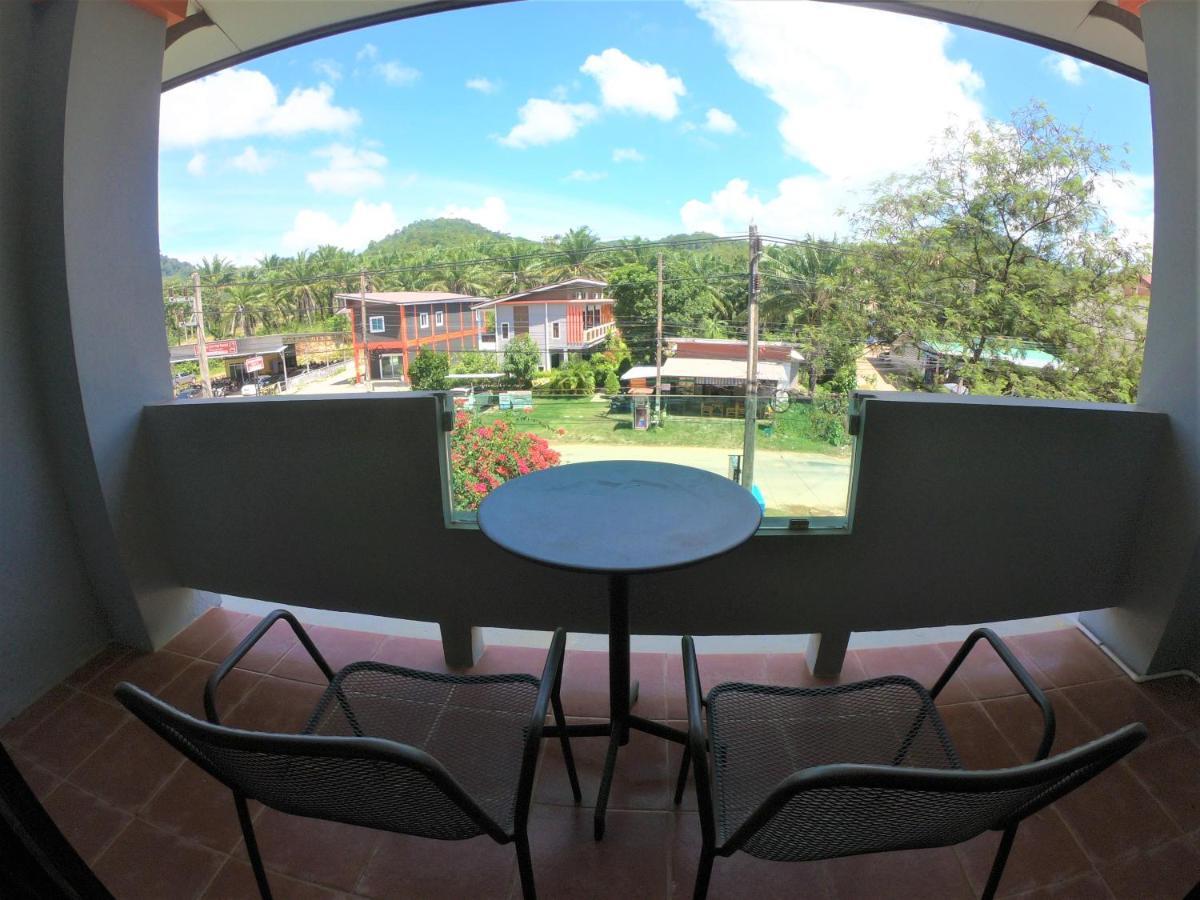 Lanta Friendly House 호텔 란타섬 외부 사진