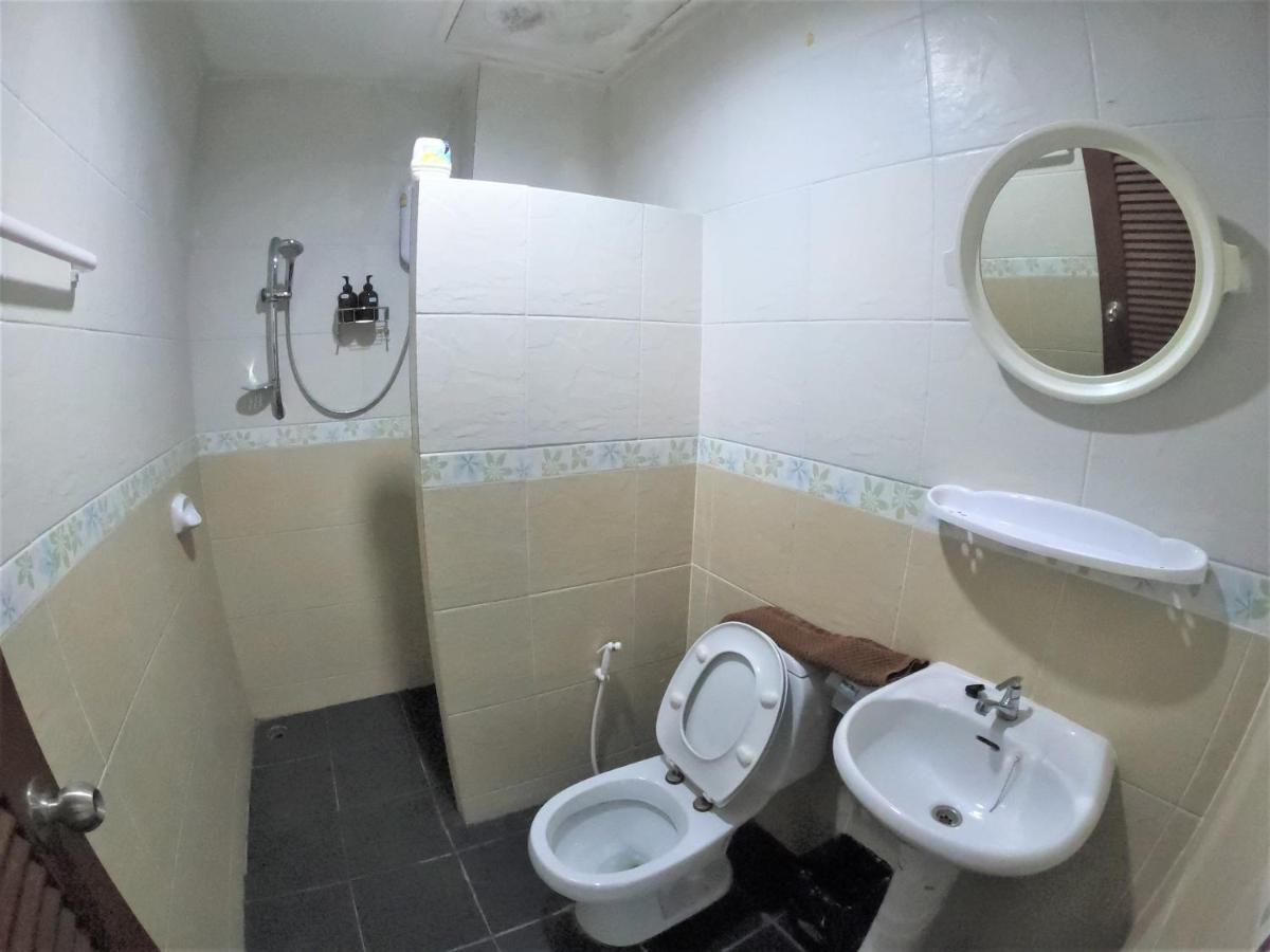 Lanta Friendly House 호텔 란타섬 외부 사진
